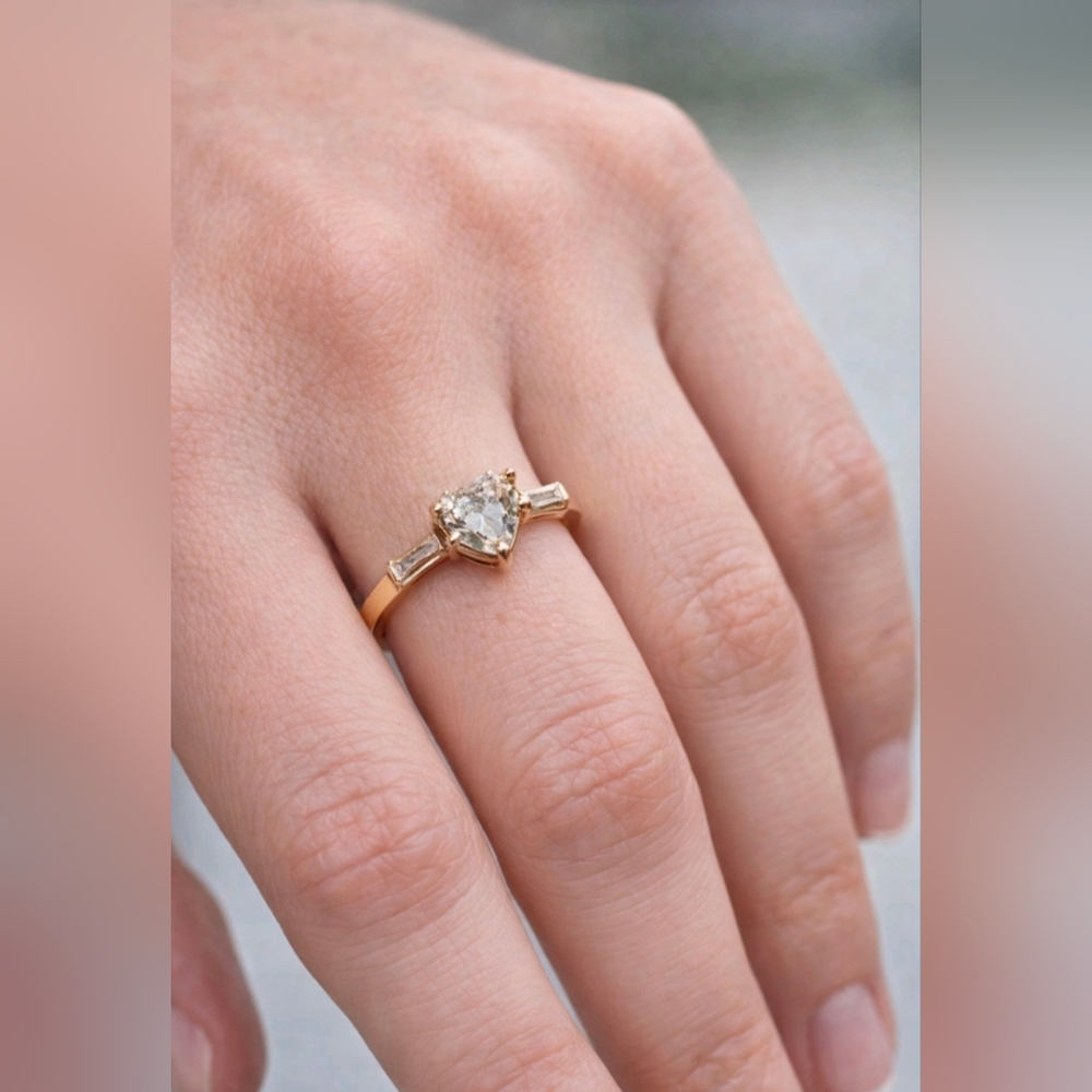 Gold plated Heart Cubic Zirconia  Cocktail Ring Size 5  *